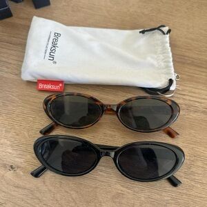 Breaksun Oval Sunglasses Set - Black and Tortoise